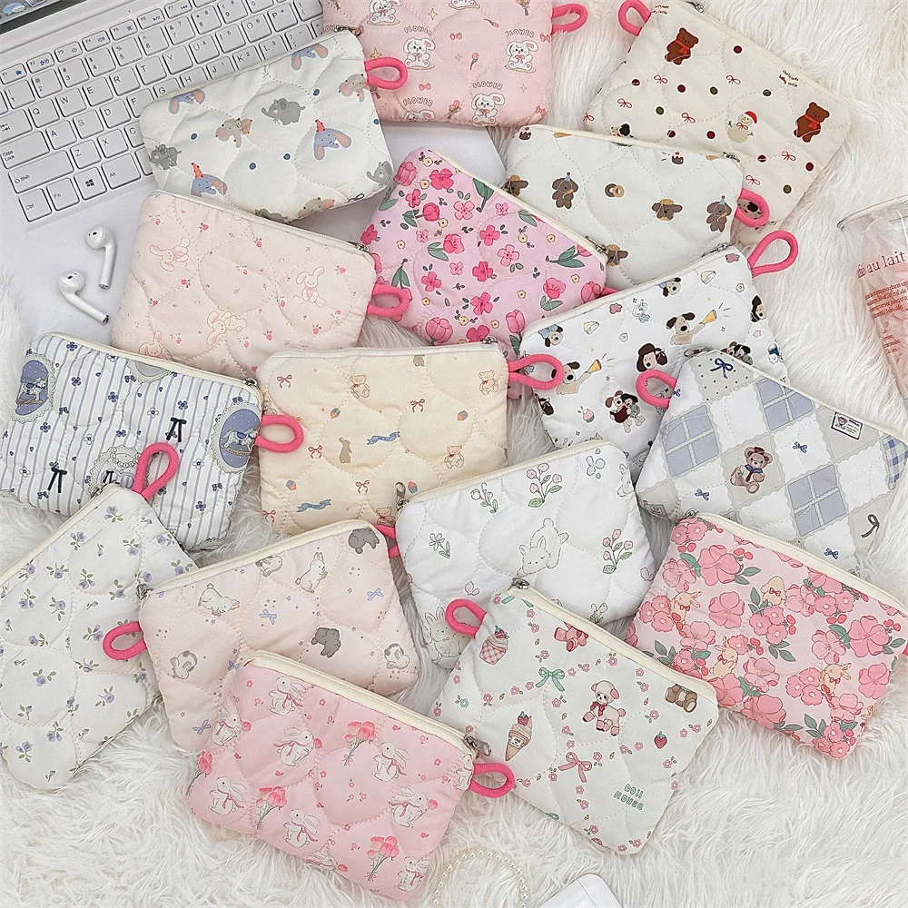 Cute Cartoon Small Travel Cosmetic Lipstick Earphone Card Portable Storage Bag Purse Women Mini Makeup Handbags Wallet Pouch Bag