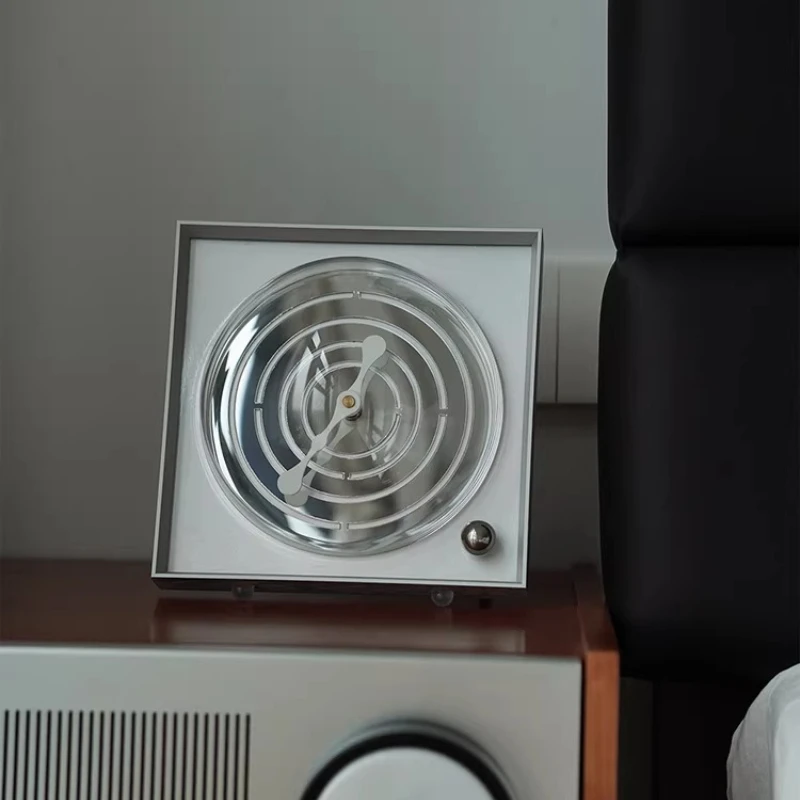 Vintage Bauhaus Creative Silent Desktop Clock Living Room Office Table Clocks Fashion Home Wall Decoration Unique Home Timer