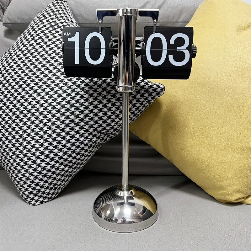 Vintage Retractable Flip Clock European Mechanical Timepiece Minimalist Home Decor Adjustable Tabletop Desk Clock for Office
