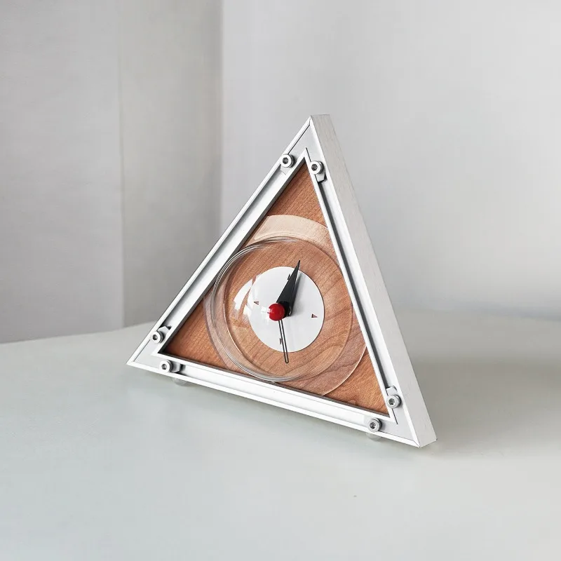 Bauhaus Triangle Clock Geometric Silent Desktop Timepiece Modern Home Decor Stylish Minimalist Decorative Accessory for Office