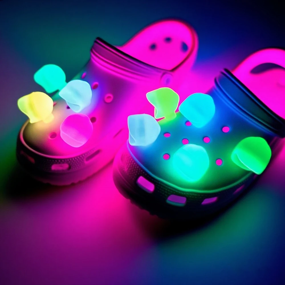 2pcs Fluorescent LED Shoe Lights Charms Outdoor Night Safety Gear Cave Camping, Night Rides & Hiking - Unisex Shoe Accessories