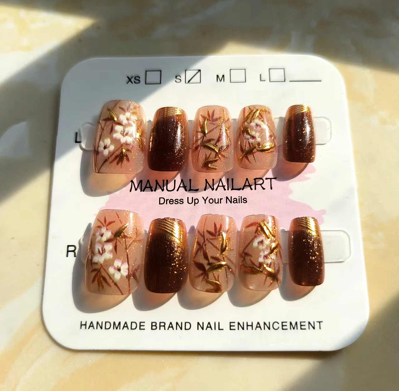 10pcs Leaves And Flowers Pattern Fake Nails Cat's Eye Detachable Chinoiserie Nail Tips Reusable Brown Short Square False Nails