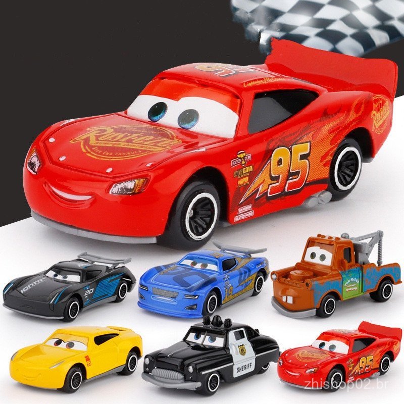 6PCS Pixar Cars 3 Relâmpago McQueen Mater Jakson Storm Racer Car Conjunto de Coleção de Brinquedos para Crianças