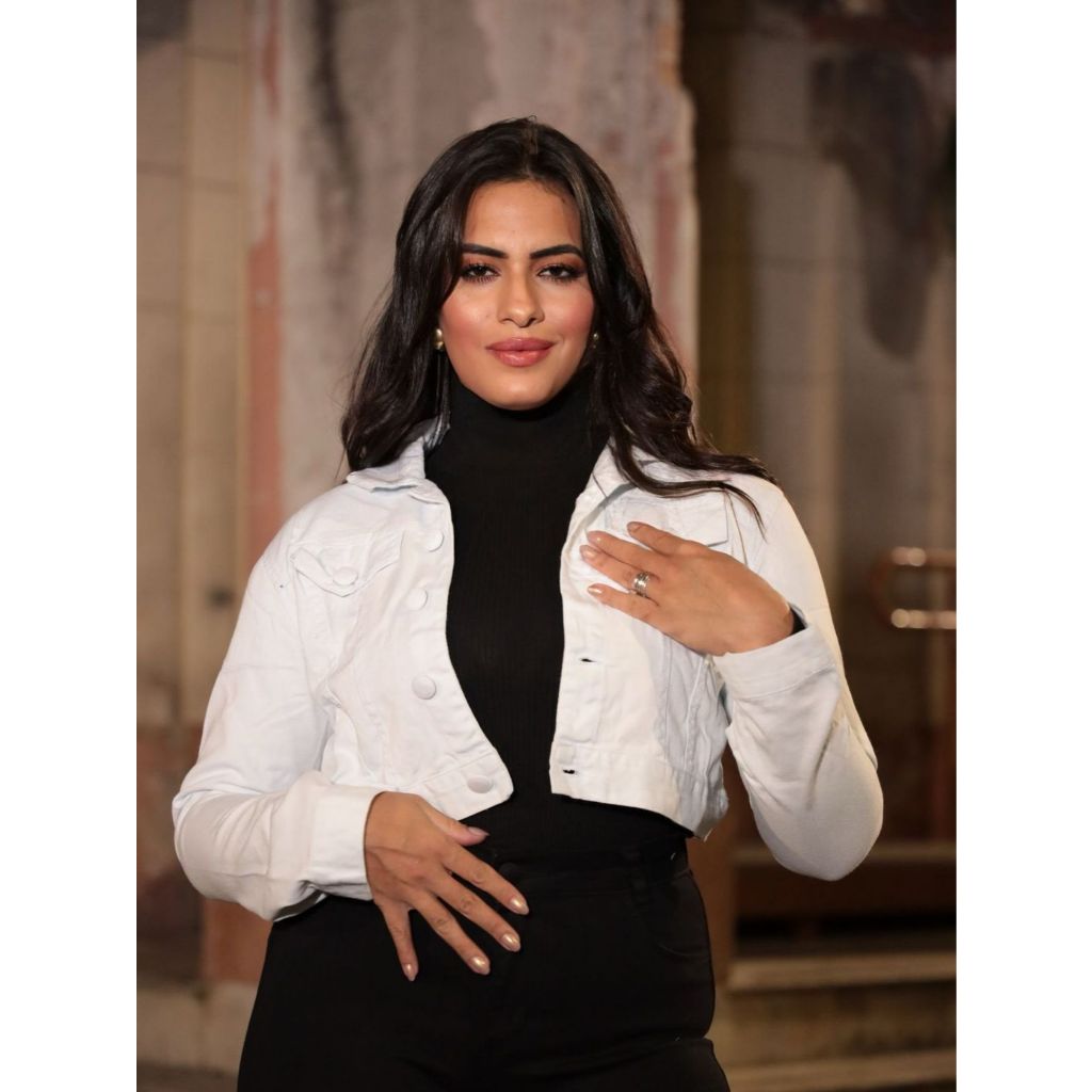 Jaqueta Jeans Feminina Curta Branca e Bege 100% Algodão
