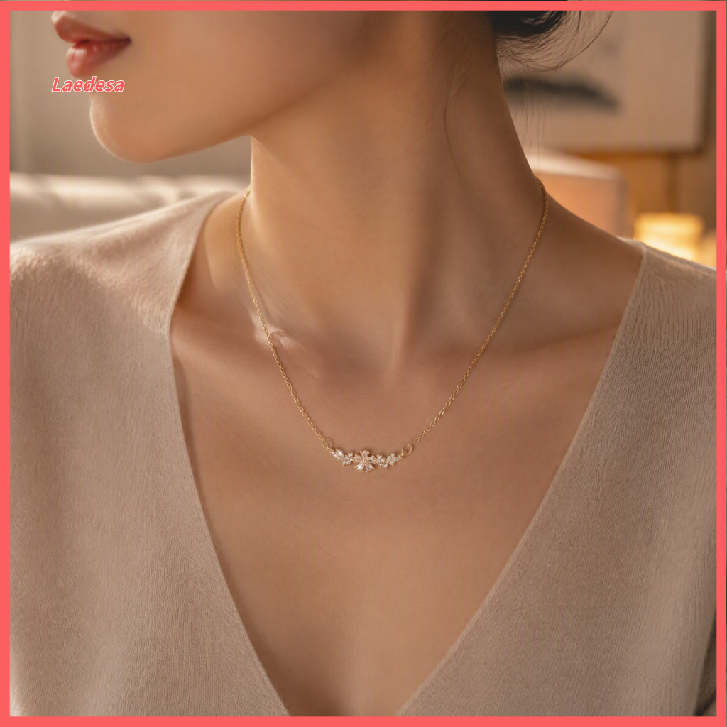 Elegant Neck Decoration Dainty Flower Necklace 5 Petal Zirconia for Women Minimalist Light Luxury Choker Layered Chain J
