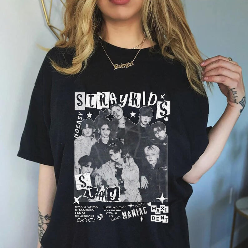 Camiseta Unissex Oversized Plus Size Feminina Masculina Unissex Kpop Stray Kids World Tour Maniac