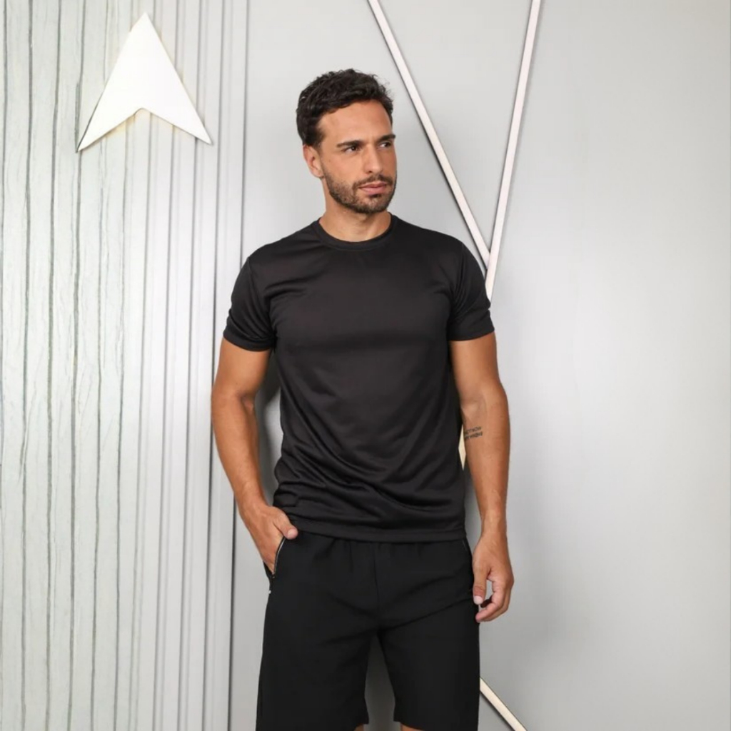 Camiseta Masculina Dry Fit UV 30 Manga Curta Lisa Verão Tradicional Esportes Dia a Dia Fresco Leve