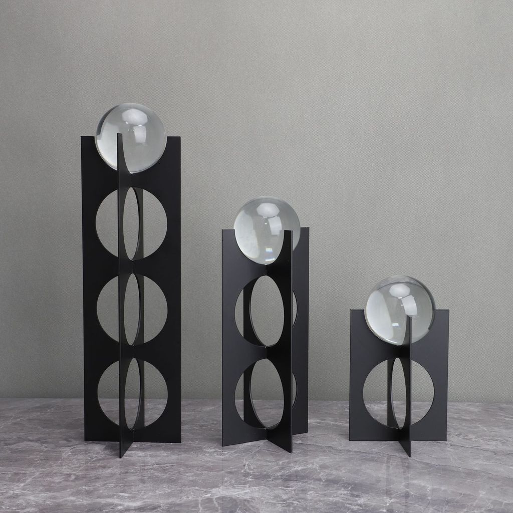 D9JE New Chinese-style metal hollow geometric crystal ball ornament for model homes, wine cabinets, bedrooms, study room