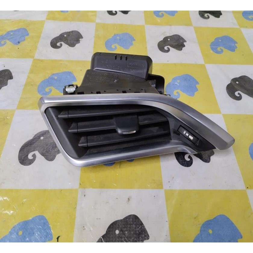 Difusor Saida de Ar Lateral Esquerdo Peugeot 208 2015