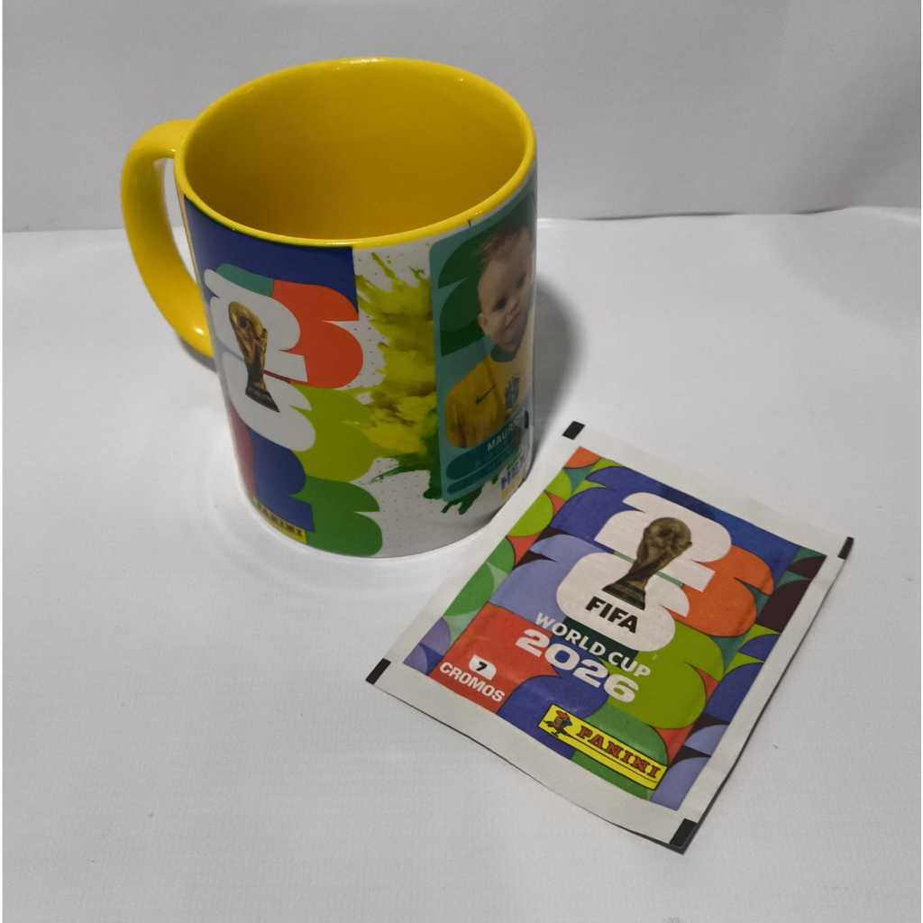 Caneca Personalizada World Cup 2026 - Brasil e outras seleções (Acompanha 1 pacote de figurinhas oficial)