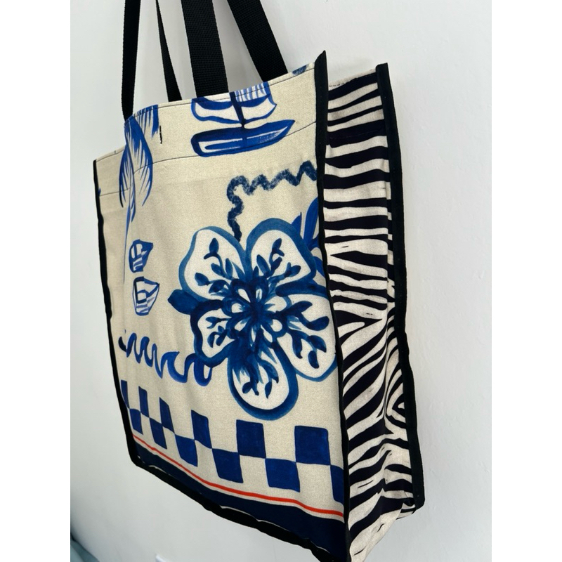 Bolsa Eco Bag Artesanal Azul Floral com Lateral Animal Print Grande Reforçada Exclusiva