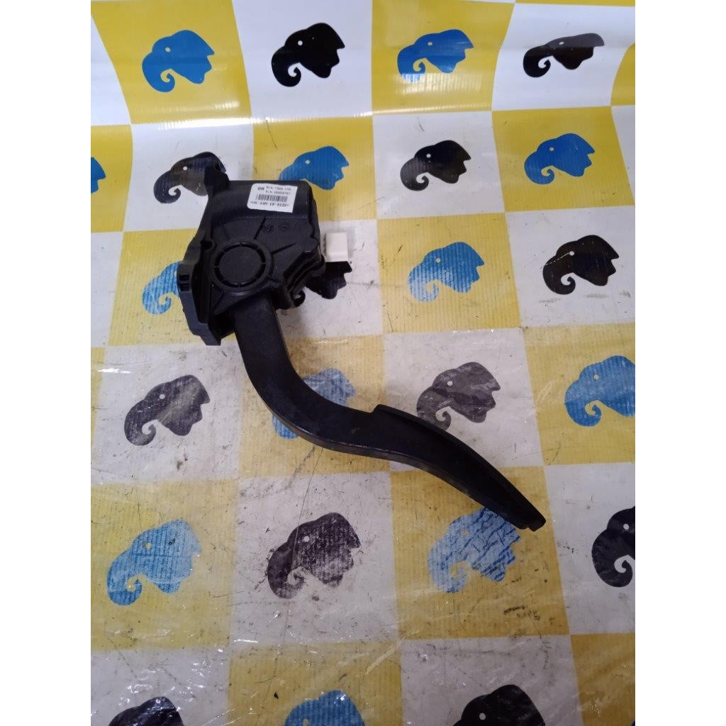 Pedal Acelerador Spin Activ 2015 16