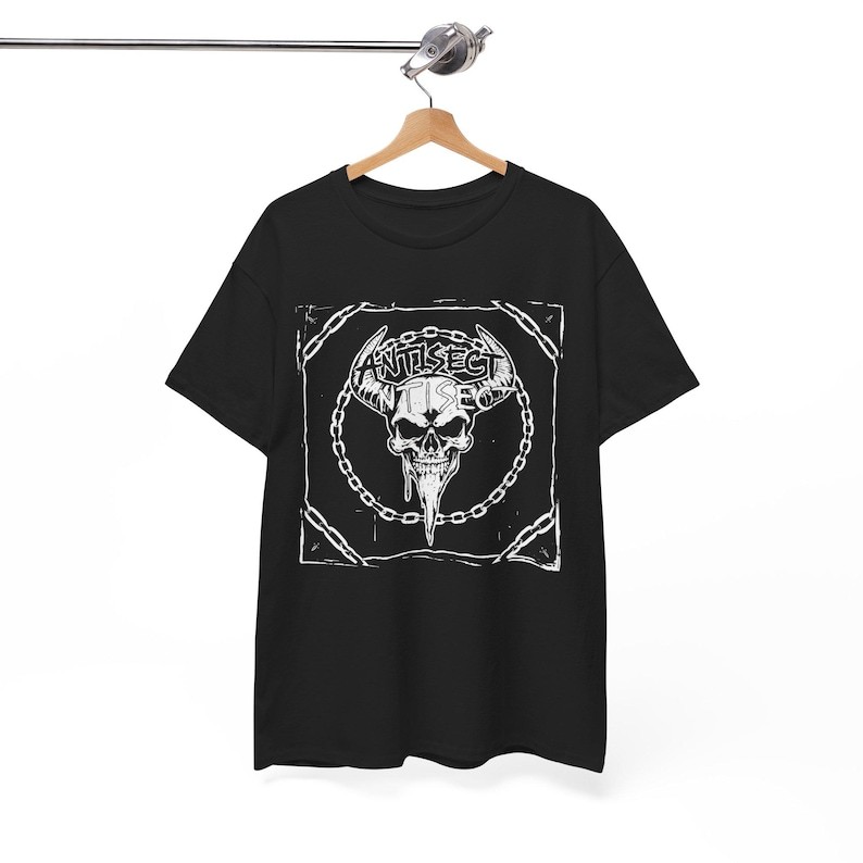 Music.Soul Camiseta Unissex Antisect Banda Punk Anarquista Estampa Vintage In Darkness There Is Light Autêntica Atemp...