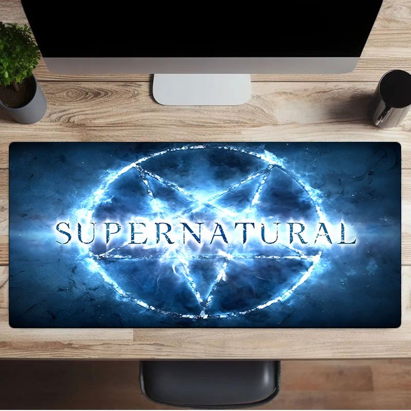 Mouse Pad Inspirado na Série Supernatural Design com Pentagrama Azul Elétrico