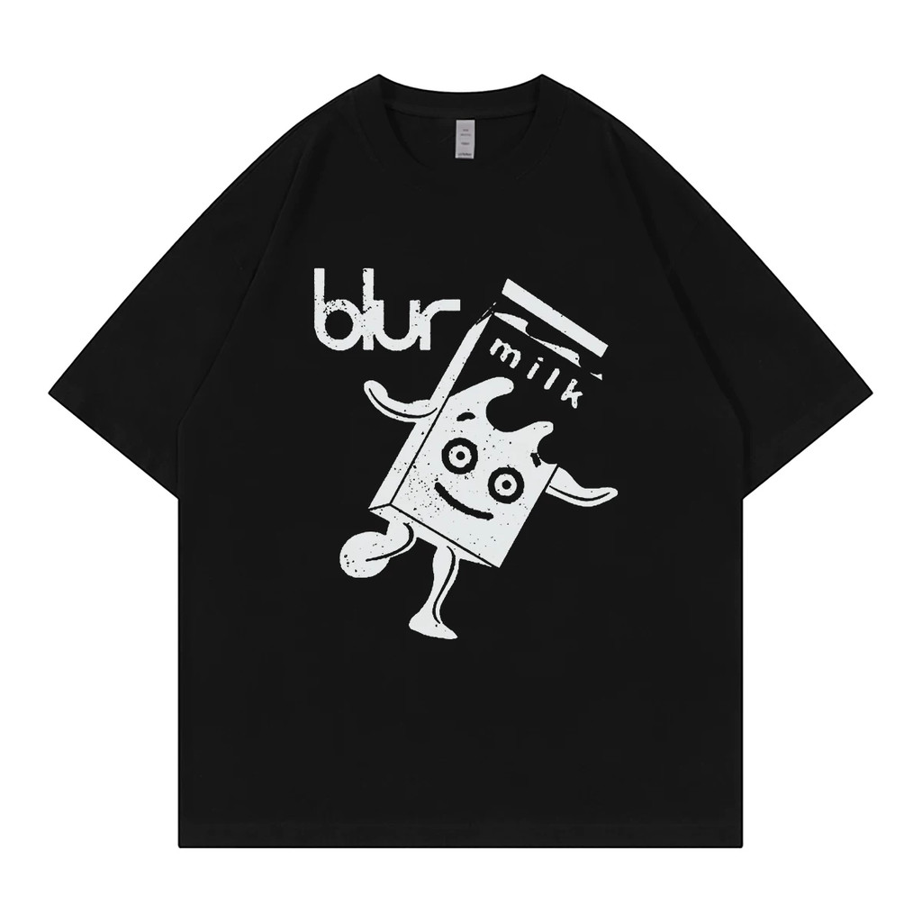 Camiseta Preta Unisex Design com Caixa de Leite Estilizado Texto 