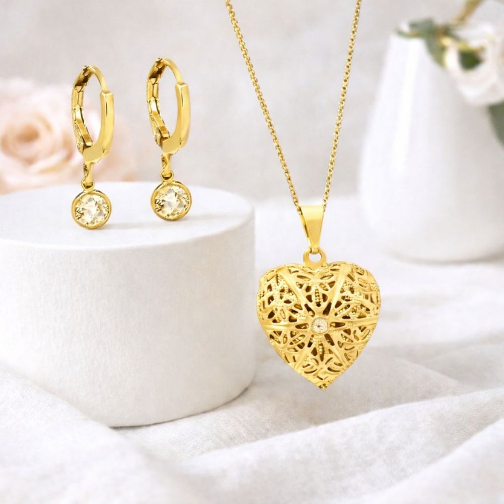 Kit Colar com pingente Porta 1 Foto + Brinco argolinha Banhado a ouro 18k