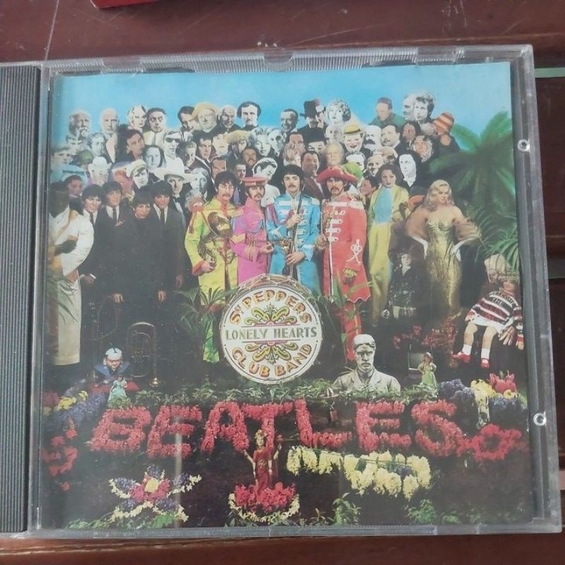 CD Beatles Sgt Pepper's Lonely Hearts Club Band - Importado Original Usado
