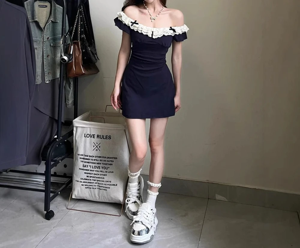 Lace Splicing Dress Hollow Design Sense Socialite Waist Skirt Women's Summer New