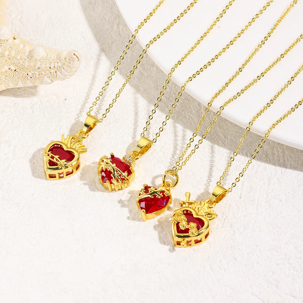 4 European and American cold wind red crown love pendant copper O-word necklace light luxury temperament women's jewelry