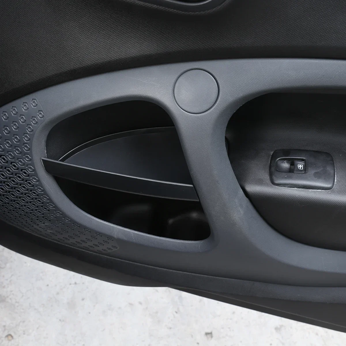 For 16-21 Mercedes-Benz Smart Car Door Handle Storage Box Car Interior Storage Tray Accessories High Quality ABS Material