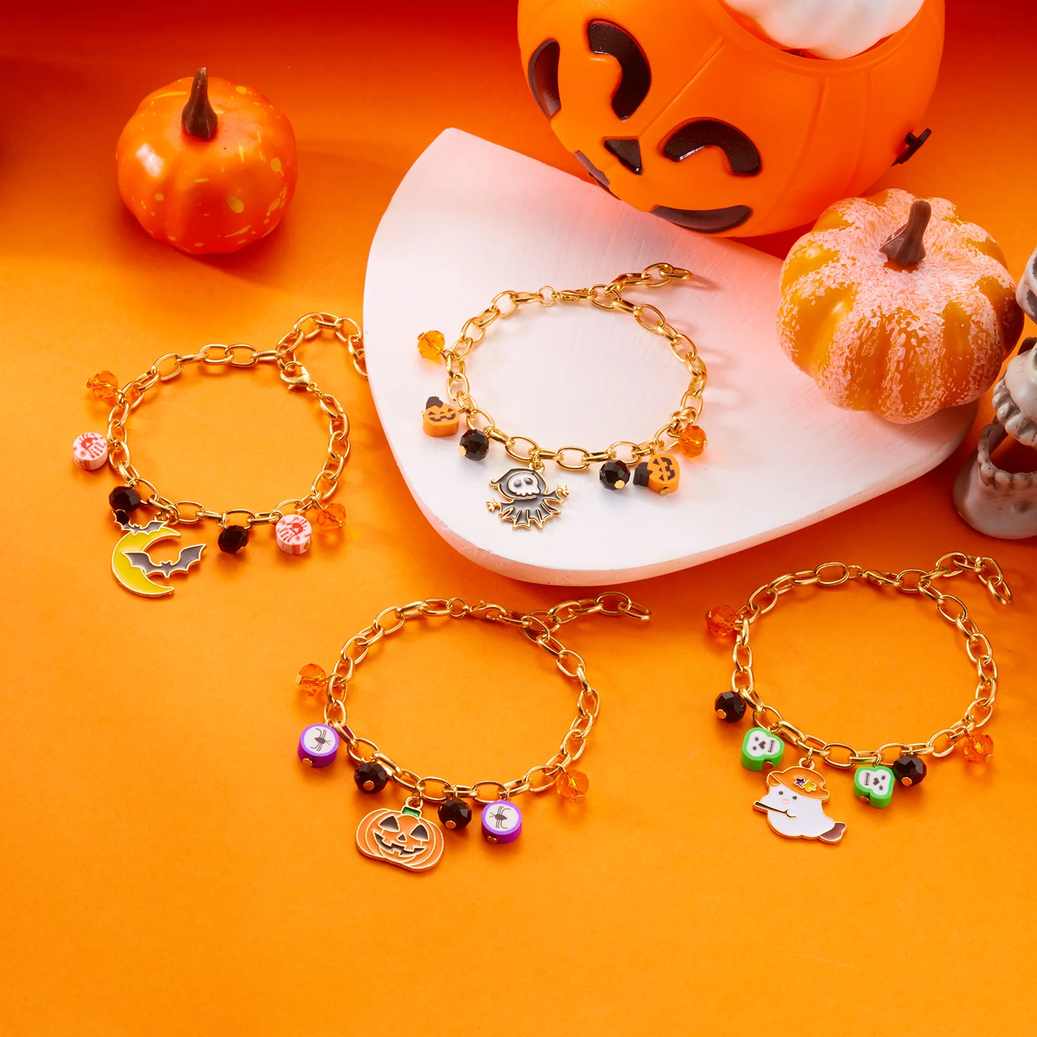 Halloween Cute Ghost Pumpkin Bat Charm Bracelet for Women Men Gold Color Metal Chain Enamel Bracelet Funny Festival Jewelry Gift