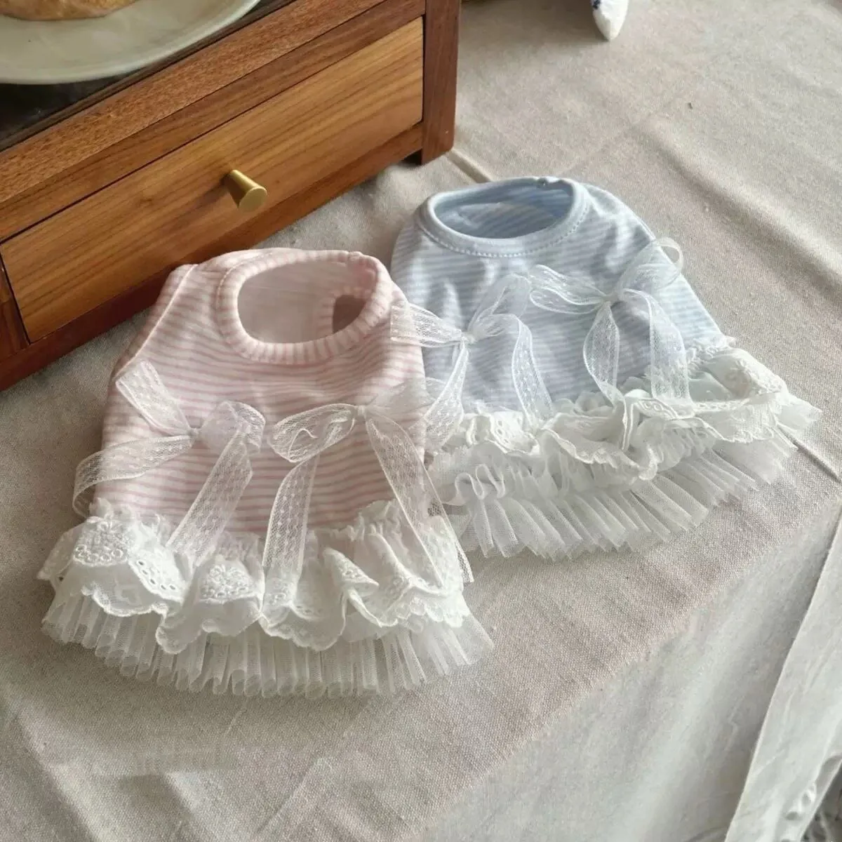 Sweet Bow Dog Clothes Lace Small Dog Dress Teddy Cute Striped Pullover Maltese Sog Summer Short Skirt Pet Presents