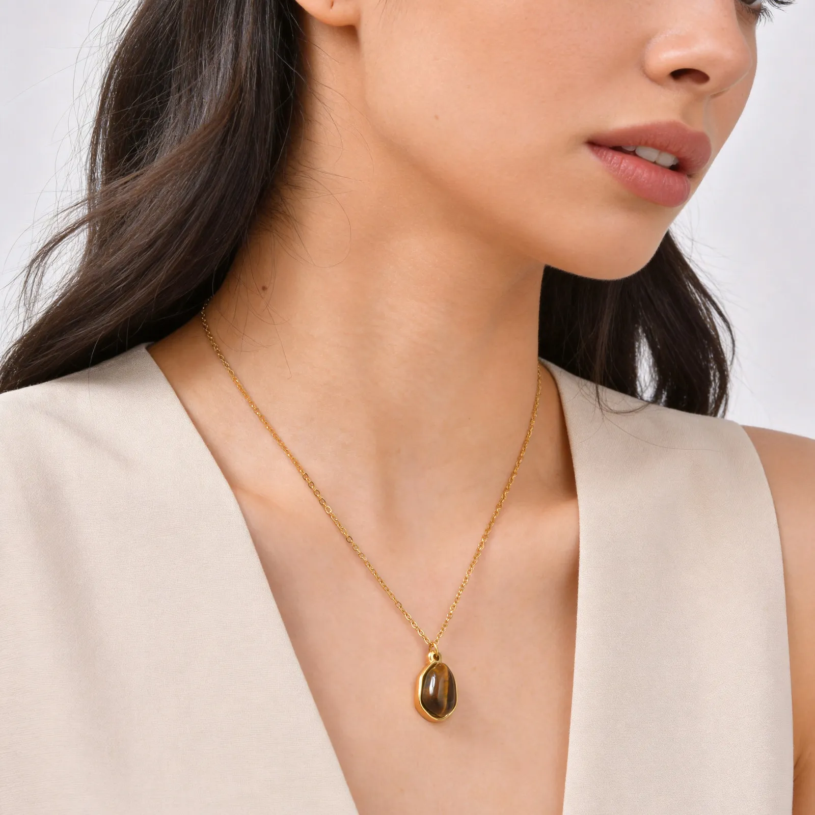 Teardrop Tiger Eye Pendant Necklace for Women Healing Necklace 18K Gold Plated Waterproof Protection Stone Bijoux