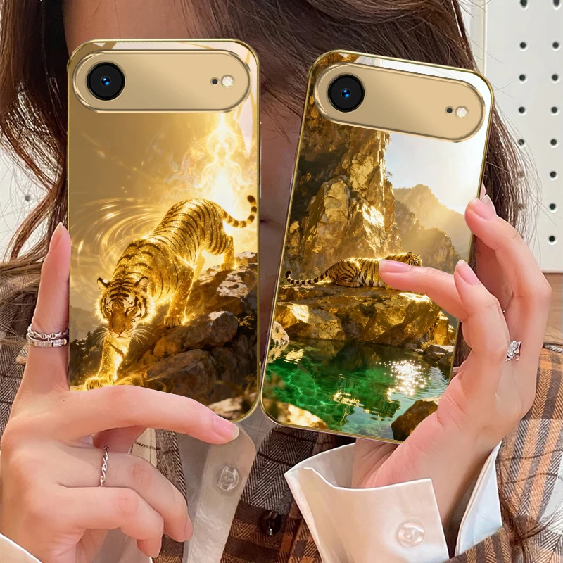 The Golden Noble Tiger For IPhone 17Pro Max 16 17 Pro 15 Pro 14 13 Plus 12Mini 11ProMax XR 16E Air Golden glass phone case