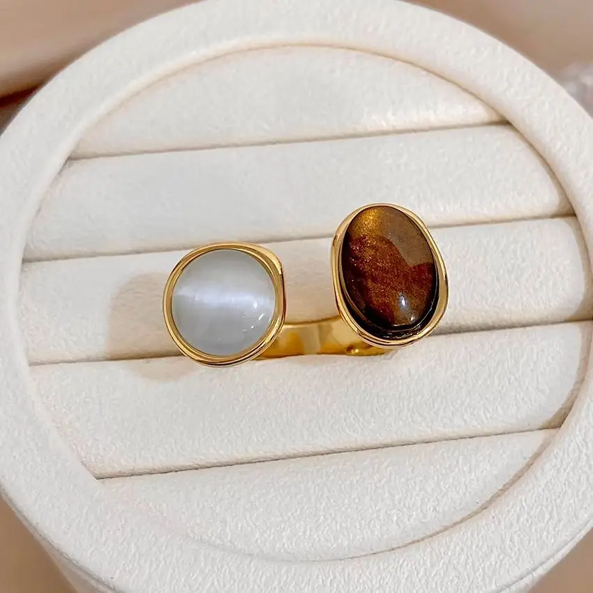 Freetry Classic Golden Stainless Steel Open Ring for Women Inlaid Glass Tiger Eye Stone Adjustable Knuckle Ring Lady Jewelry New