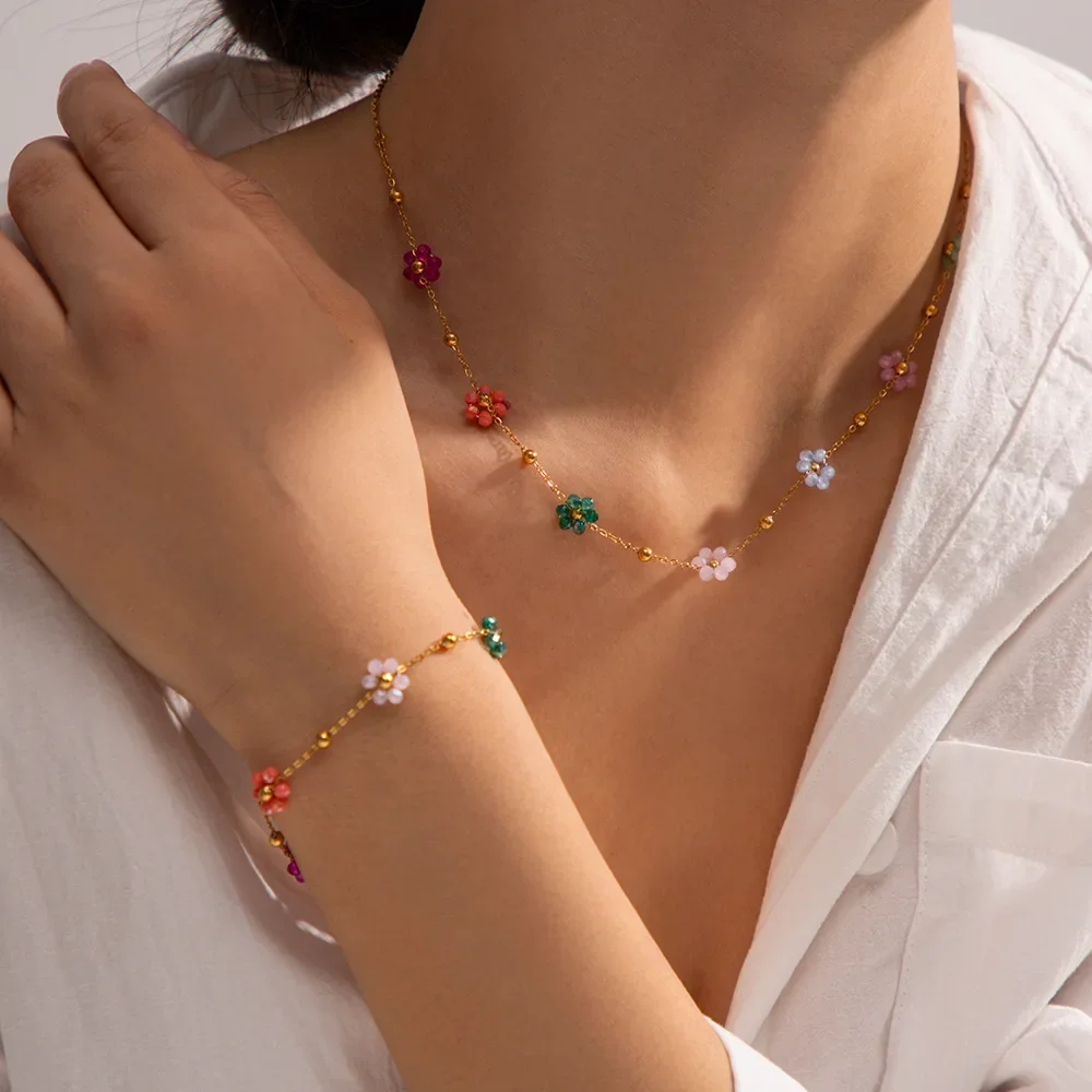Minar Cute Lovely 18K Gold PVD Plated Stainless Steel Rainbow Glass Acrylic Flowers Strand Pendant Necklaces for Women Choker
