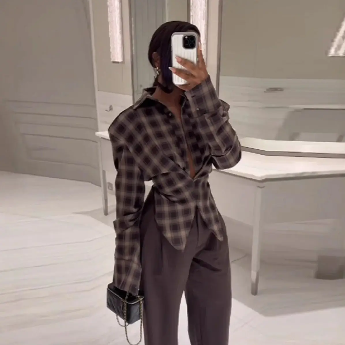 Chic Sexy Plaid Long Sleeved Shirt Designers Flattering Stylish Casual Female Autumn Tops Trendy Fashionable Women's Streetwear