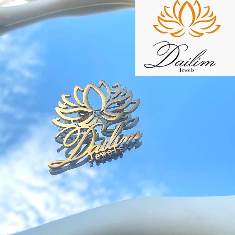 WLP Stainless Steel Personalized Custom Your Logo Pattern Pins Brooch Fashion Lapel Pin Painting Image Customized Brooch Jewelry