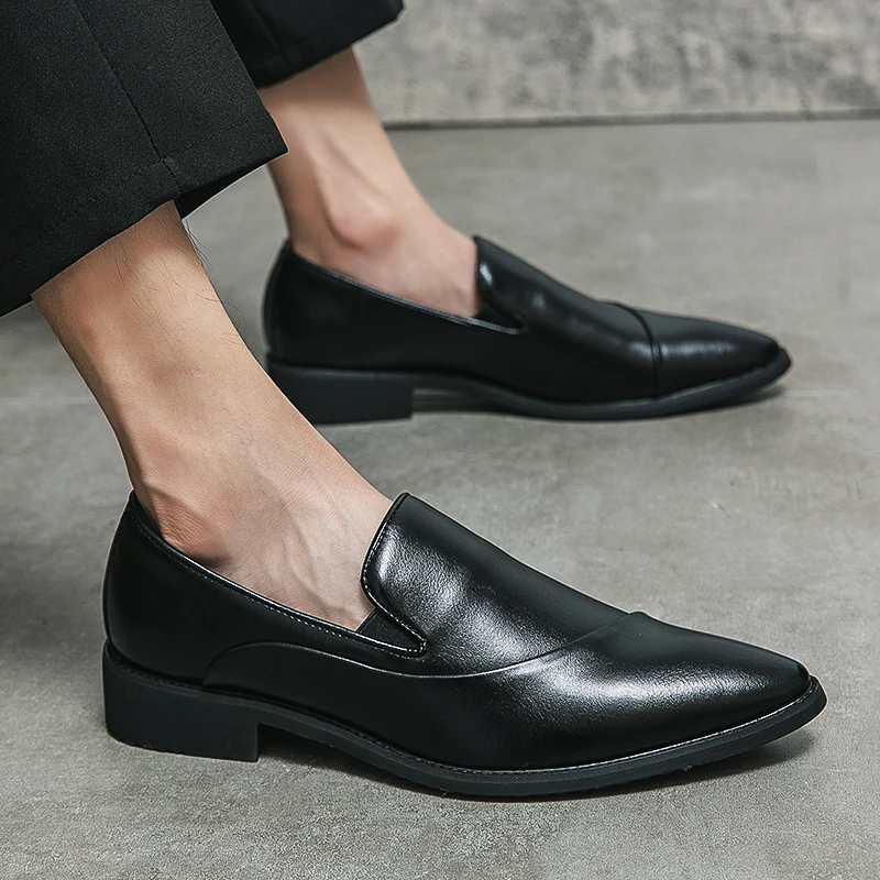 2026 New Mens Formal Elegant Dress Shoes Simple One Step Step Step Men's Leisure Fashion Original Pointed Moccasin Shoes for Men