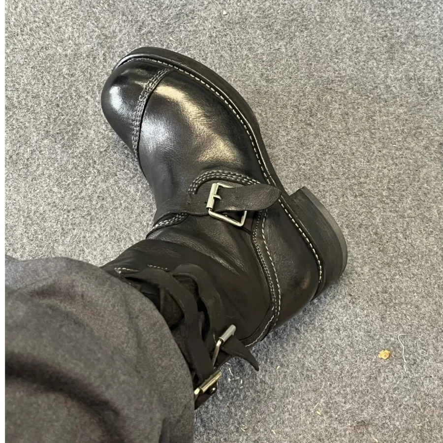 Vintage Distressed Black Leather Men's Boots Three Buckle Strap Mid Calf Motorcycle Boots Chunky Heel Combat Boots Gothic Punk