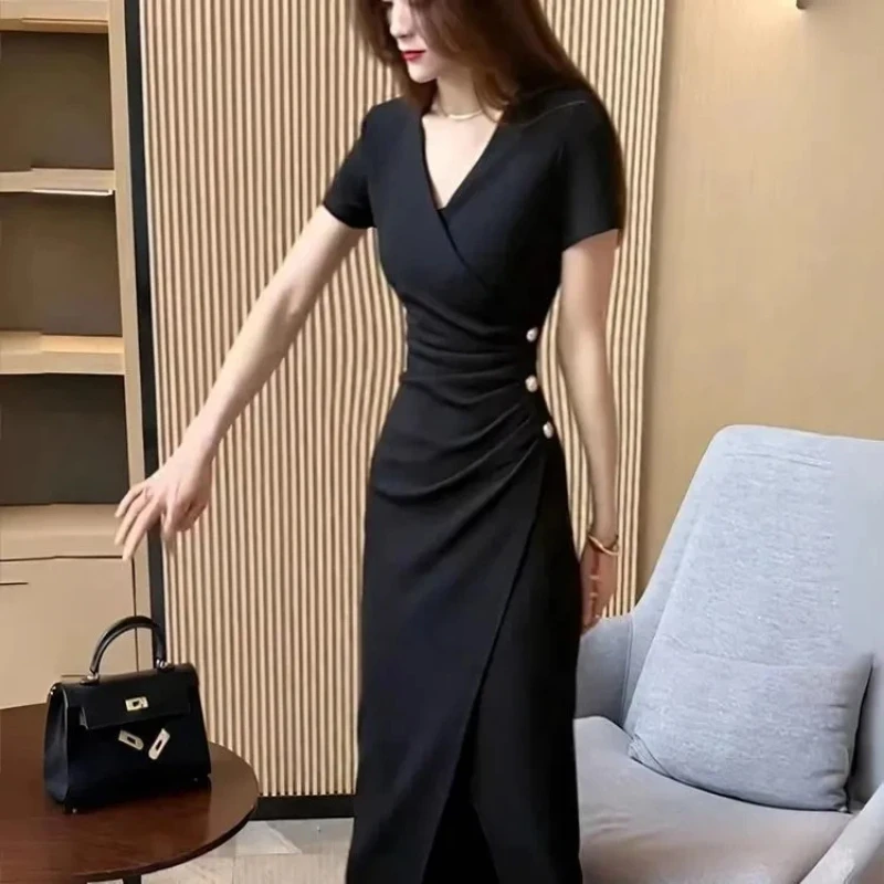 Elegant V Neck Sheath Dress With Side Buttons And High Waist Design For Women Summer Wear