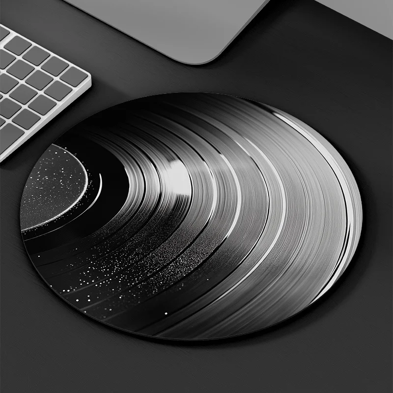 The rubber mouse pad designed for the vinyl record is anti-slip, waterproof and durable, suitable for gamers and music lovers