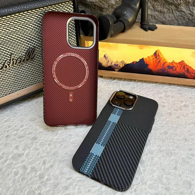 Relief Carbon Fiber Magnetic Case for iPhone 15 Pro Max 16 17 Pro Phone Cover Camera Metal Lens Protective Shell Hard PC Fundas