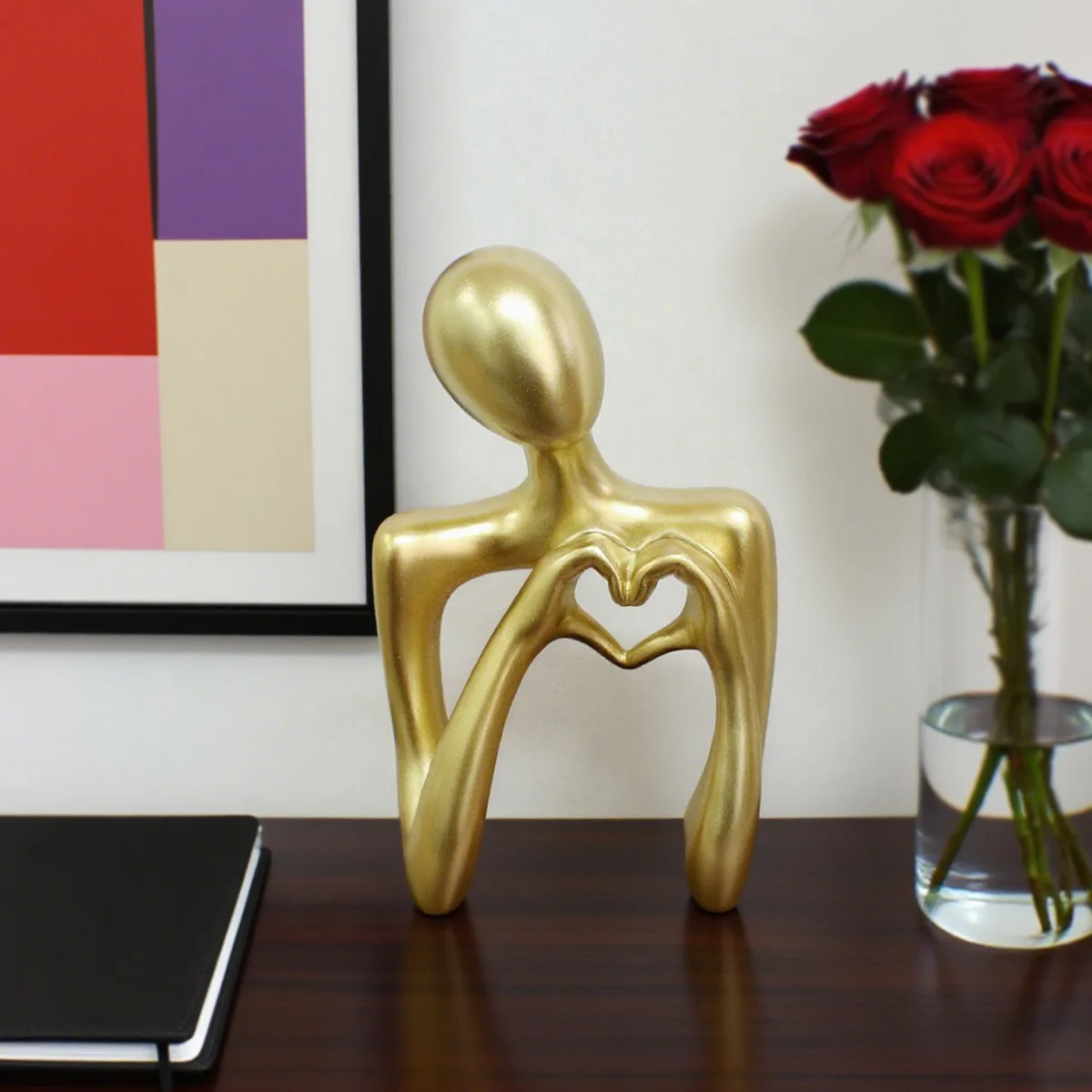 ‌Luxury Gold Heart Statue - Premium Home Decor, Elegant Living Room Ornament, Modern Office Desk Decor, Perfect Gift for Loved