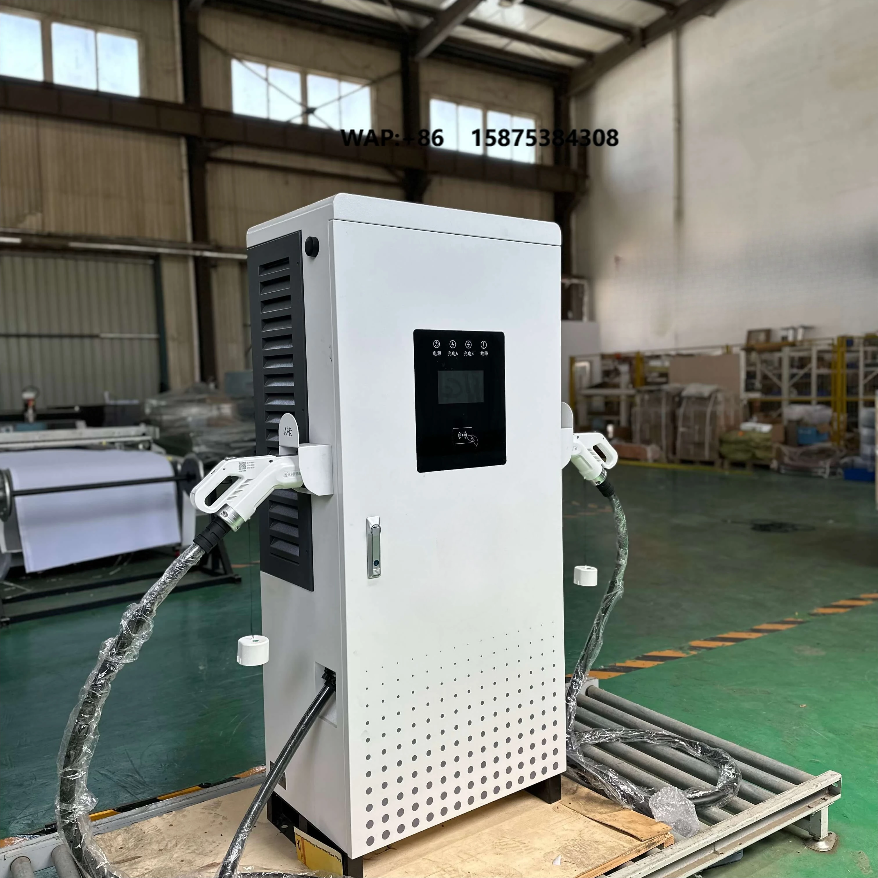China Supply Fast DC EV Charger Portable 80KW 120KW 240KW Electric Car Charging Station CCS2 Interface Standard 100KW 380V