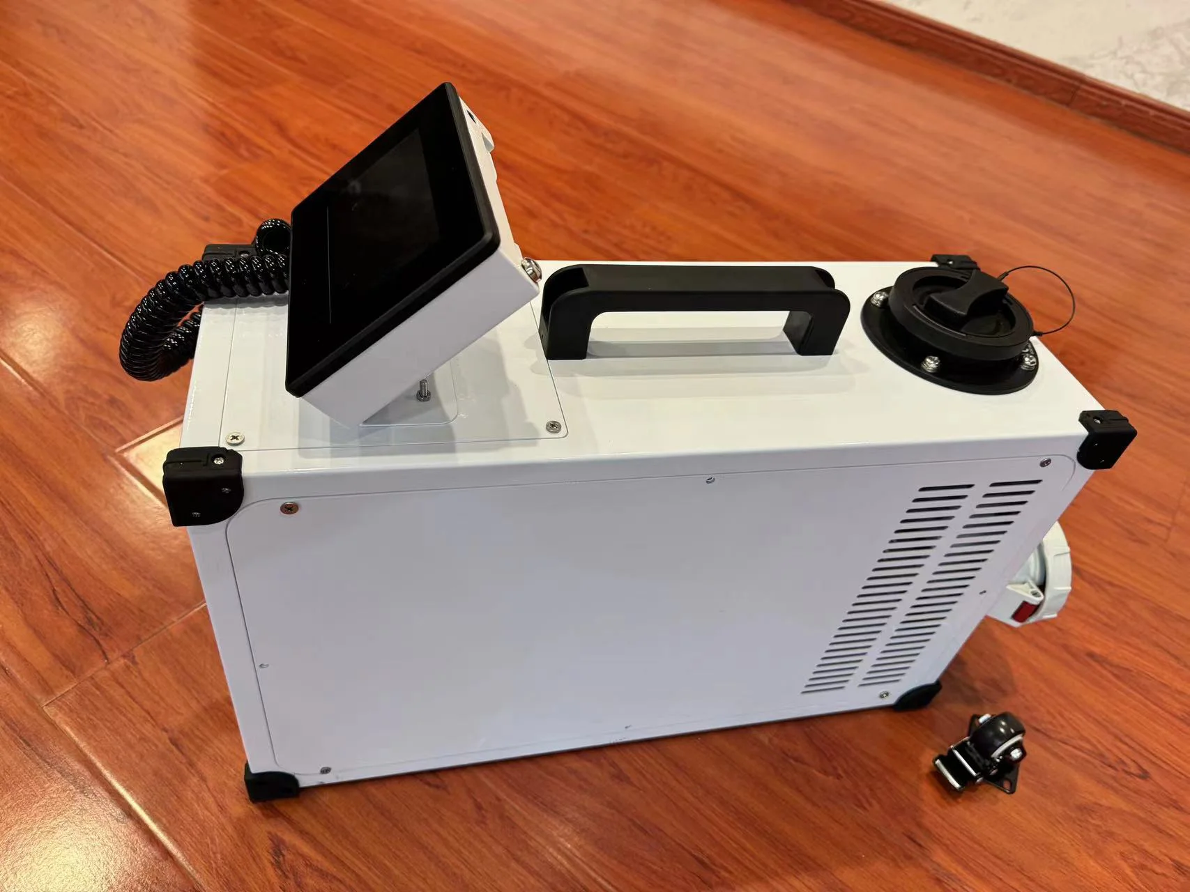 Portable and Mobile 7kW to 40kW Fast EV Charger GBT CCS2 Chademo DC for Electric Cars New Condition 2026