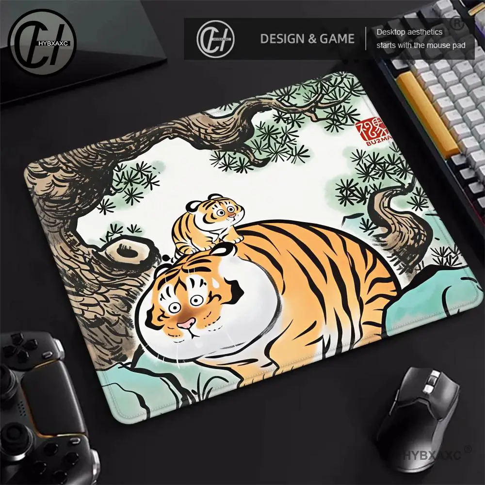 Chinese Ink Style Chubby Tiger Family Mini Mouse Pad, Non-Slip Rubber Small Desk Mat For Gaming