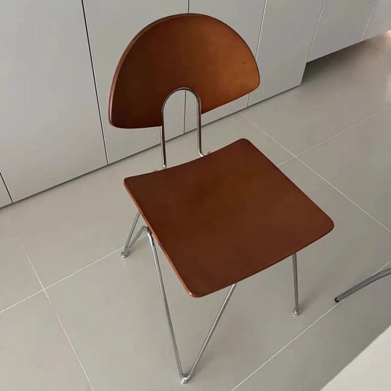 Ergonomic Designer Dining Chairs Modern Balcony Makeup Comfortable Dining Chairs Nordic Lounge Sillas Para Comedor Furniture