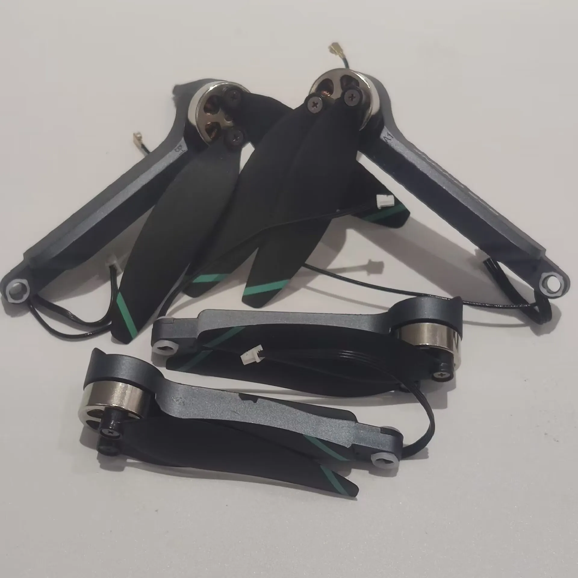 Brushless Motor Arm A1/B1/A2/B2 for LYZRC L200 Original Arm Accessories L200Pro Max L200 PRO MAX GPS Folding RC Drone Motor Arm
