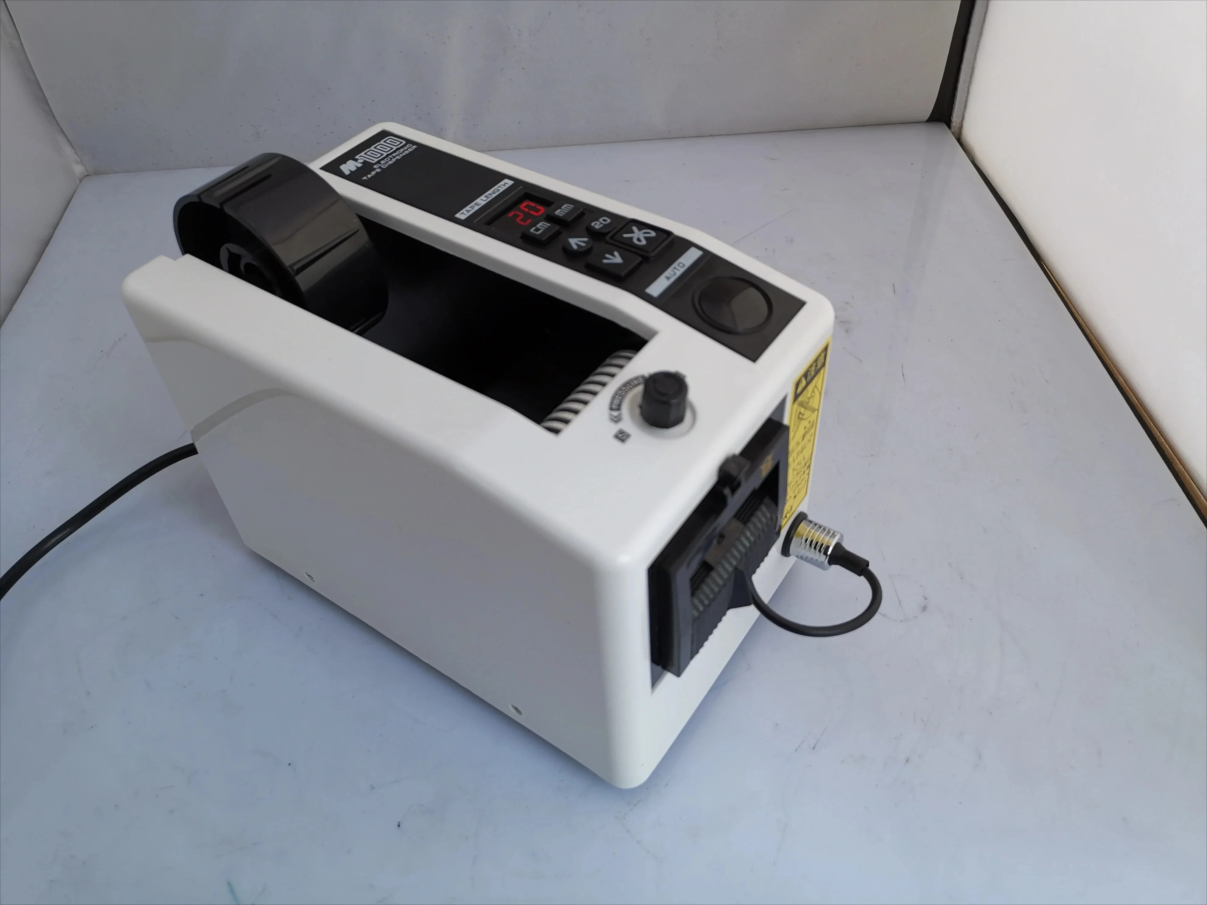 FUMA M-1000 automatic tape cutting machine, transparent beauty double-sided tape automatic cutter, tape machine