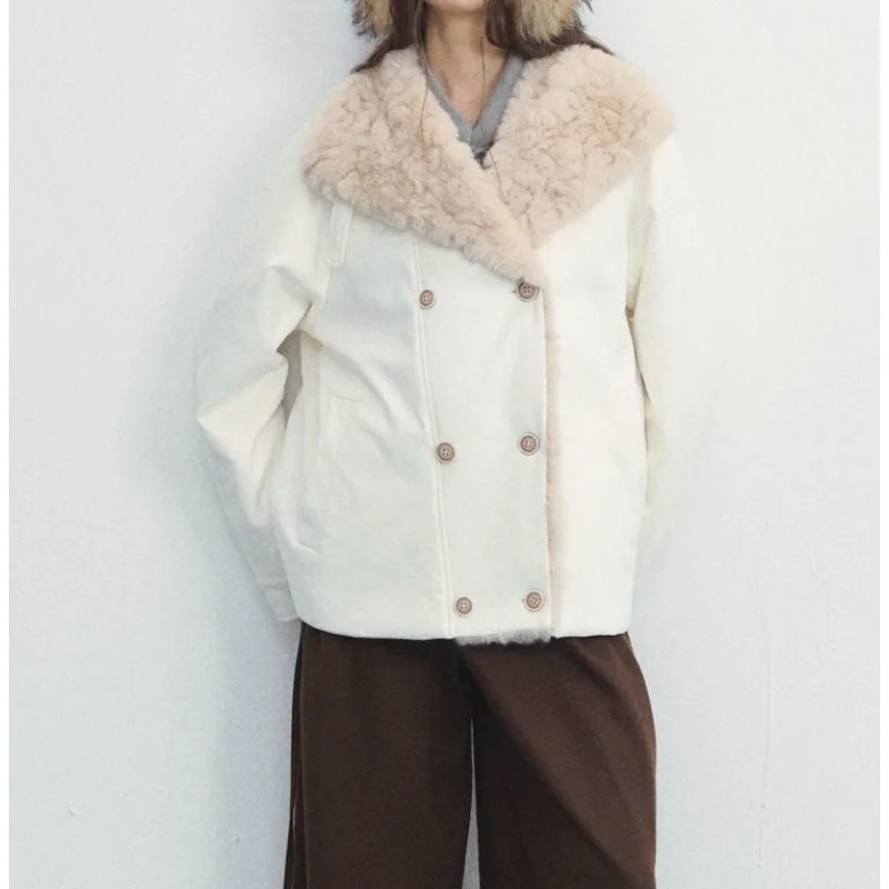 Large Lapel Double-breasted Fluffy Jacket for Women's 2025 Autumn and Winter New Niche Design Loose Plush Thickened Top