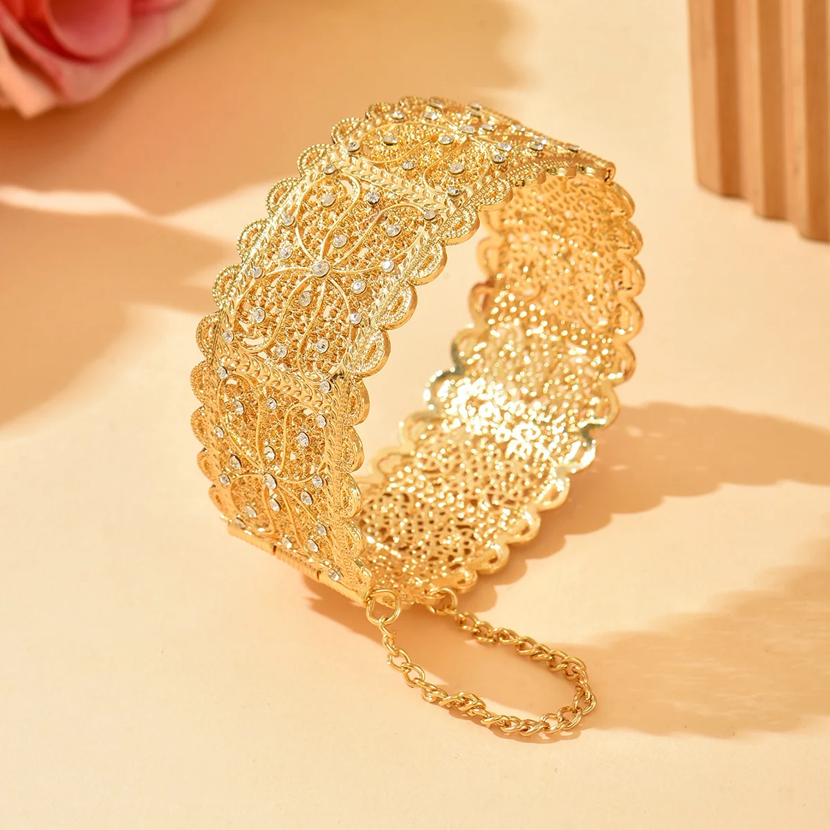 Gold-Plated Metal Bracelet,Hollow Vintage Carved Heavy Handmade Craft Elegant Bridal Wedding Fashion Accessory Ramadan Gift
