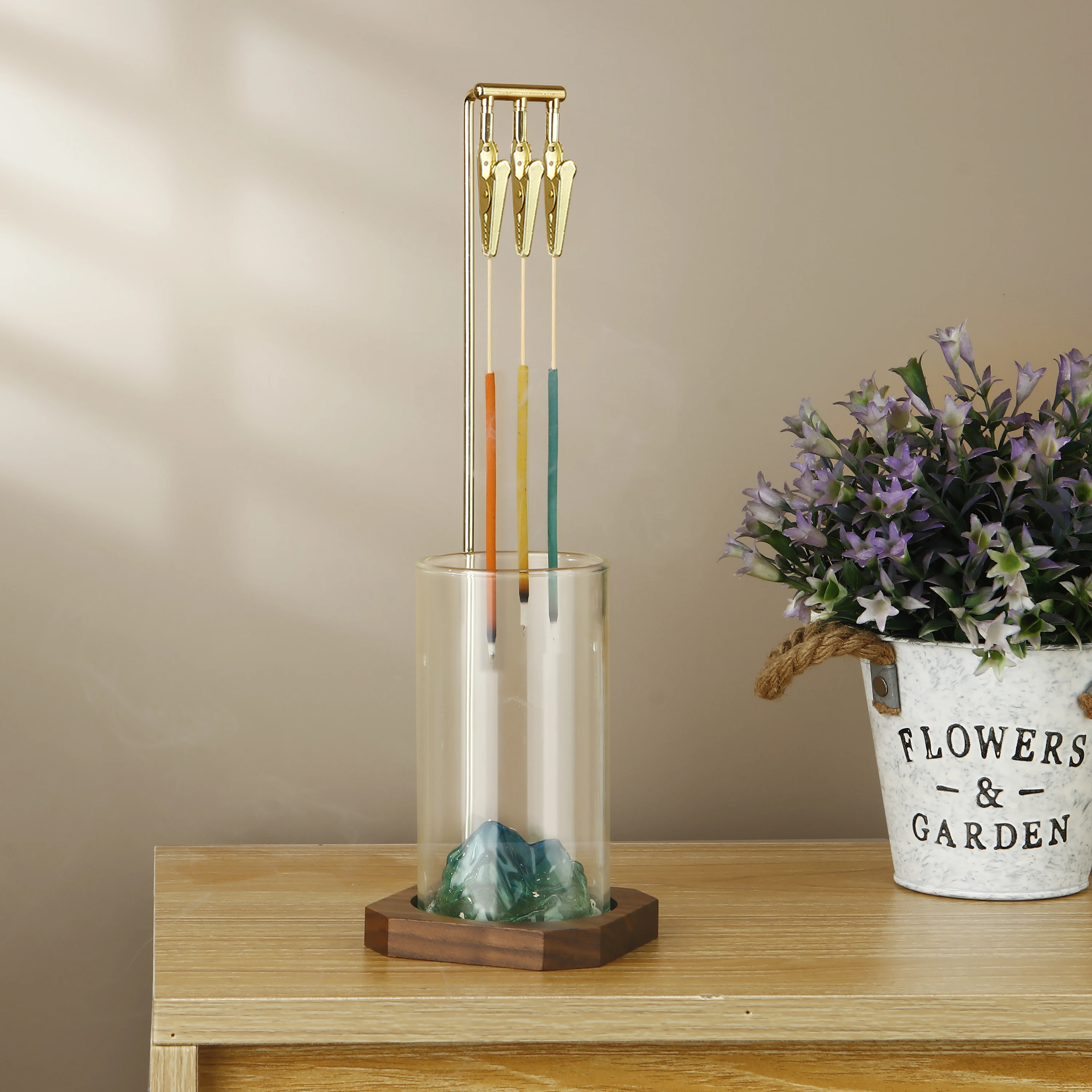 Glass Incense Holder Anti-Ash Flying Incense Burner Mountain Incense Stick Holder with 3 Clips & Ash catcher for Yoga Meditation
