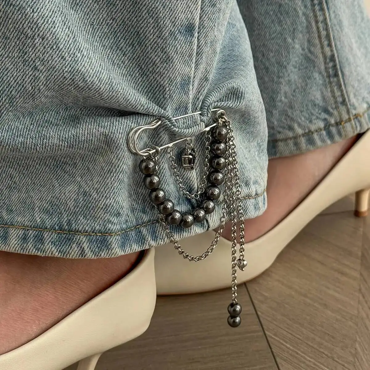 IngeSight.Z 2026 Creative MultiFunctional Chain Tassel Brooch Women Handmade BeadeChain Pin Trouser Leg Simple Clothes Accessory