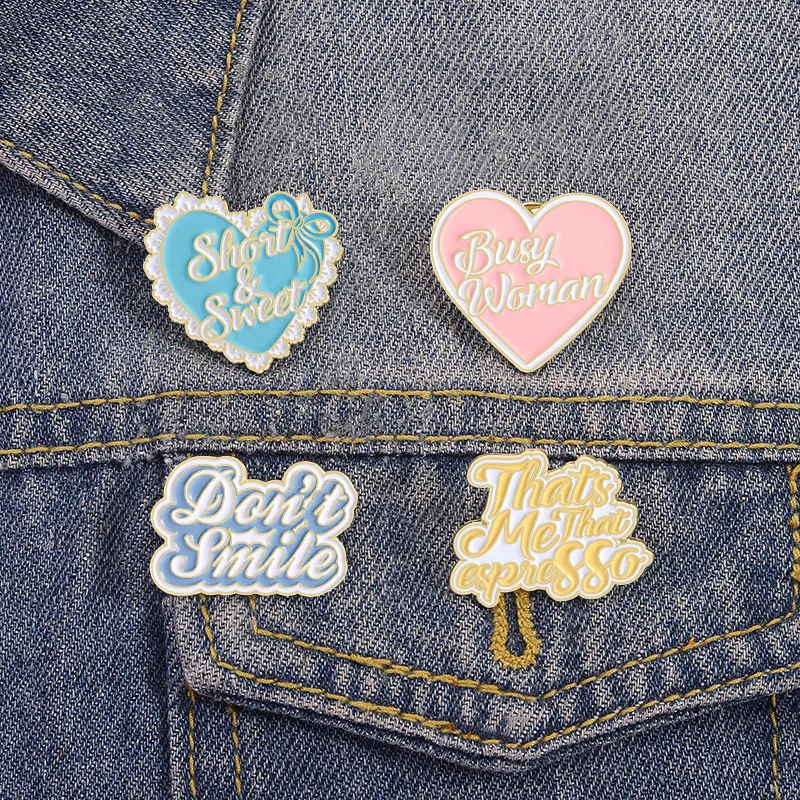 Lapel Pins New Love Alloy Broch Simple and Versatile Clothing Bag Decoration Pin Badge Brooches on Clothes Badges on Backpack