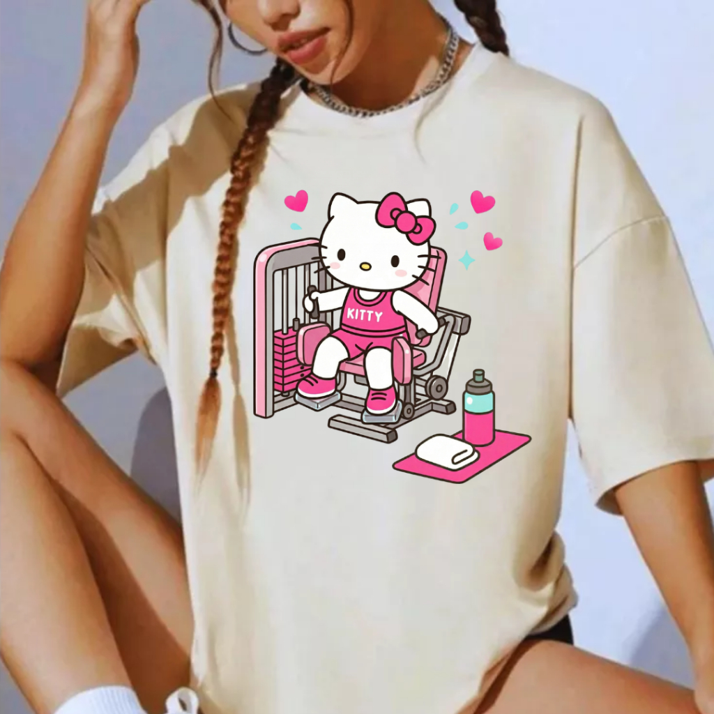 Camiseta Estampada Hello Kitty Fitness Cadeira Abdutora Adutora para Treino Academia Treino de Perna em Algodão